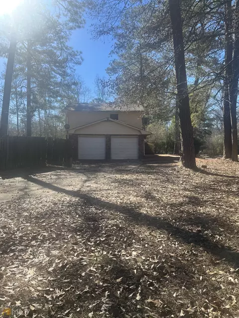 2271 Olin Ct, Morrow, GA 30260 photo 2