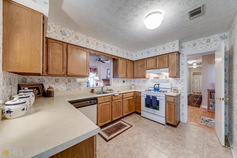 4261 E Meadow Dr, Duluth, GA 30096 photo 16