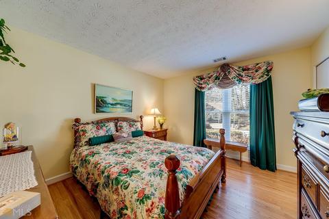 4261 E Meadow Dr, Duluth, GA 30096 photo 29