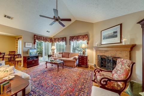 4261 E Meadow Dr, Duluth, GA 30096 photo 8