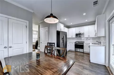 3361 Lee Dr, Buford, GA 30518 photo 3