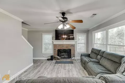 702 Michael Dr, Winder, GA 30680 photo 12