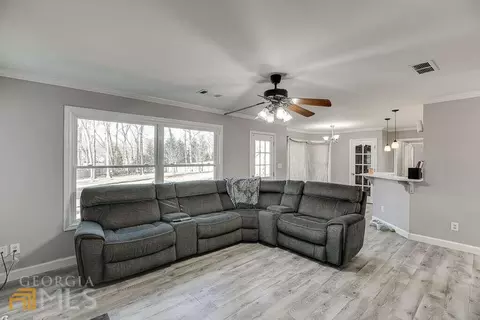 702 Michael Dr, Winder, GA 30680 photo 14