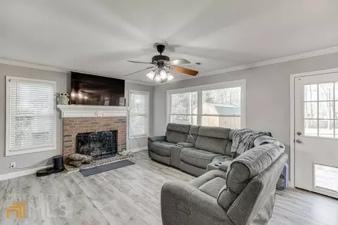 702 Michael Dr, Winder, GA 30680 photo 11