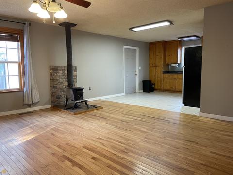 570 Copperhead Rd, Cornelia, GA 30531 photo 2