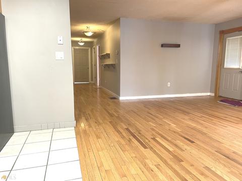 570 Copperhead Rd, Cornelia, GA 30531 photo 4
