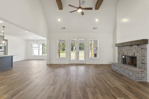 185 Conner Ln, Williamson, GA 30292 photo 5