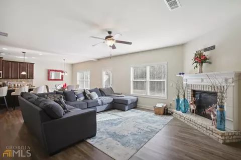 2207 Bridgewater Pass, Hampton, GA 30228 photo 4