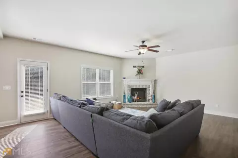 2207 Bridgewater Pass, Hampton, GA 30228 photo 3
