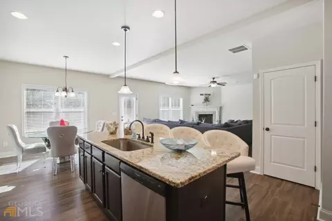 2207 Bridgewater Pass, Hampton, GA 30228 photo 8