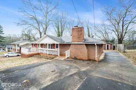 8337 Dewayne Ln, Jonesboro, GA 30236