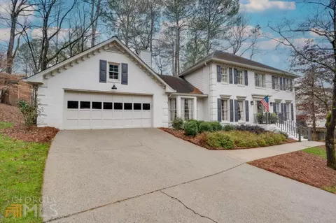 4728 Brownstone Dr, Peachtree Corners, GA 30096 photo 2
