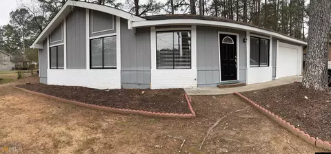 93 Lear Ct, Jonesboro, GA 30238