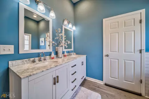 6715 Torrey Pine Cir, Suwanee, GA 30024 photo 38