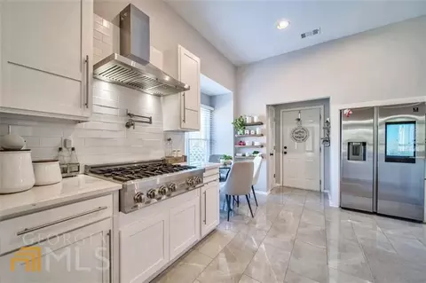 6715 Torrey Pine Cir, Suwanee, GA 30024 photo 11