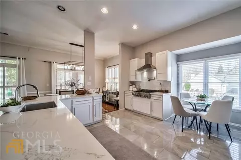 6715 Torrey Pine Cir, Suwanee, GA 30024 photo 25