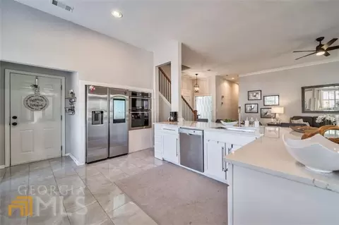 6715 Torrey Pine Cir, Suwanee, GA 30024 photo 13