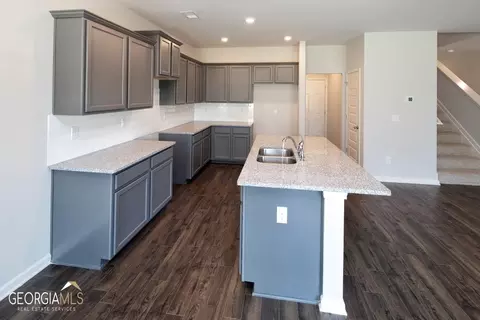 12147 Conrad Cir, Hampton, GA 30228 photo 6