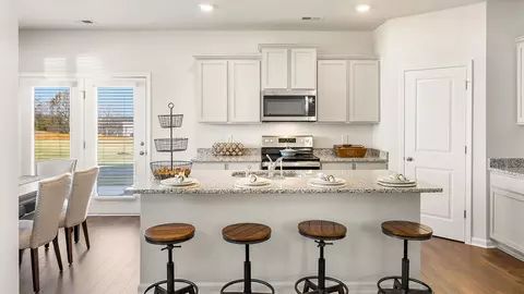 12173 Conrad Cir, Hampton, GA 30228 photo 5