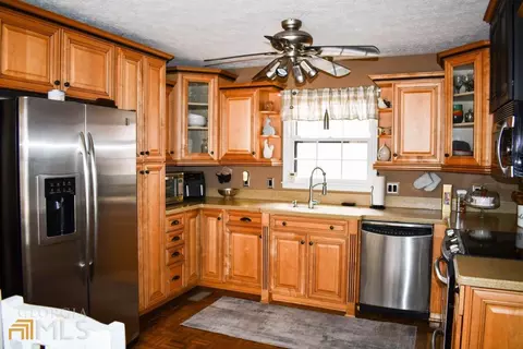 93 Five Points Rd, Buchanan, GA 30113 photo 5