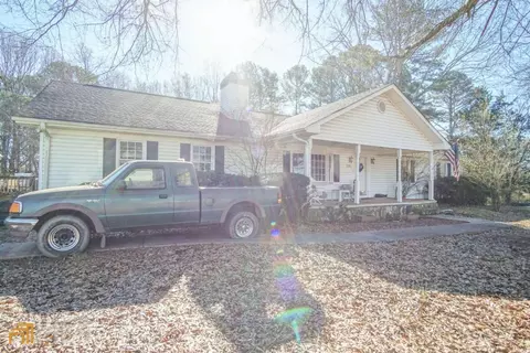7616 E Cherokee Dr, Canton, GA 30115 photo 3