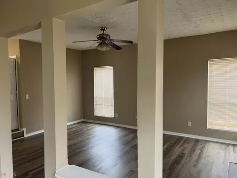 6362 Laurel Post Dr, Lithonia, GA 30058 photo 8