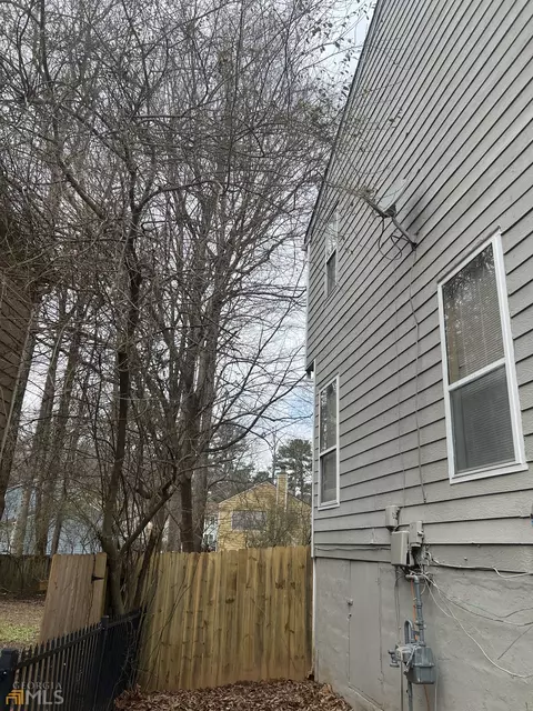 6362 Laurel Post Dr, Lithonia, GA 30058 photo 4