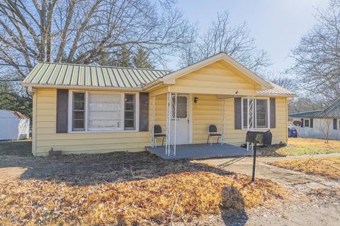 87 Saxon Pl, Toccoa, GA 30577 photo 2