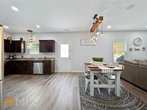 1375 Turning Leaf Ln, Pendergrass, GA 30567 photo 4