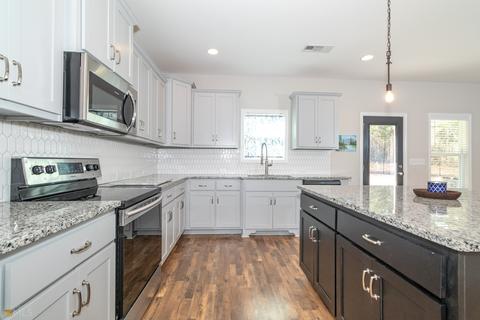 109 Robin Rd, Brooks, GA 30205 photo 10