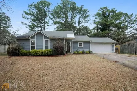 833 Darlington Dr, Jonesboro, GA 30238
