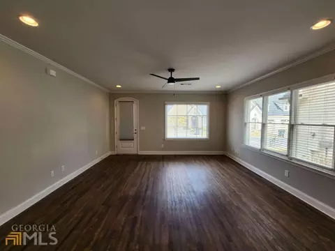 5039 Noble Village Way, Lilburn, GA 30047