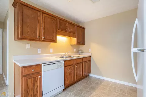 25 Amber Way, Covington, GA 30016 photo 9