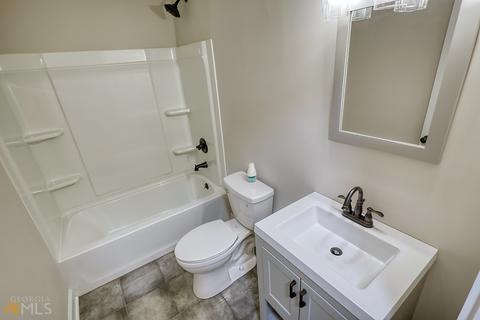 5135 Pinecrest Dr SW, Covington, GA 30014 photo 11