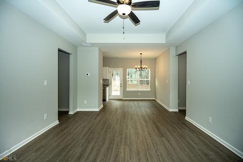 305 Jasmine Ln, Lagrange, GA 30241 photo 2
