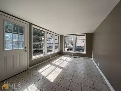 349 Forsyth St, Barnesville, GA 30204 photo 8