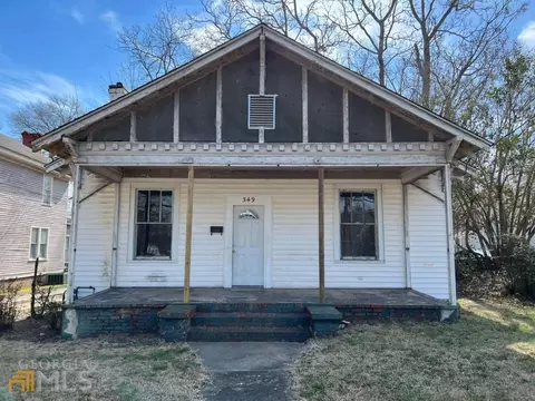 349 Forsyth St, Barnesville, GA 30204 photo 2