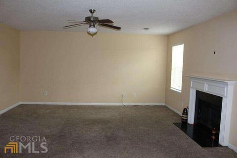 1897 Sawgrass Dr, Hampton, GA 30228 photo 5