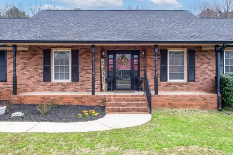1409 Fairview Dr, Monroe, GA 30656 photo 1