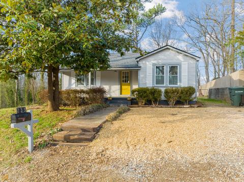 233 Ellis St, Cornelia, GA 30531 photo 3