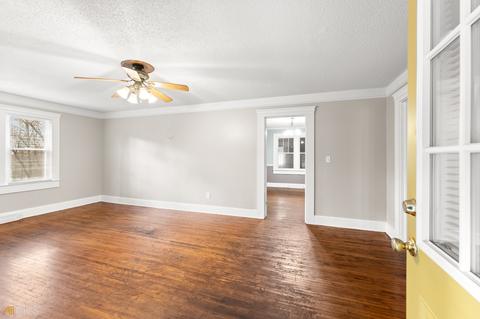 233 Ellis St, Cornelia, GA 30531 photo 4