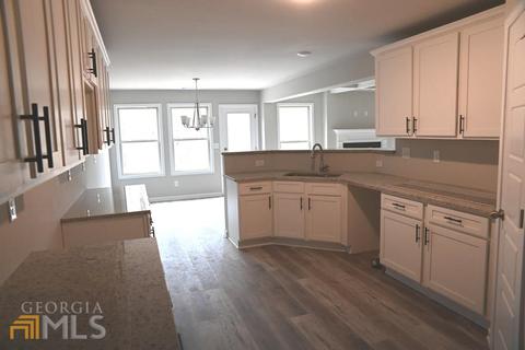 970 Lakeview Dr, Commerce, GA 30529 photo 3