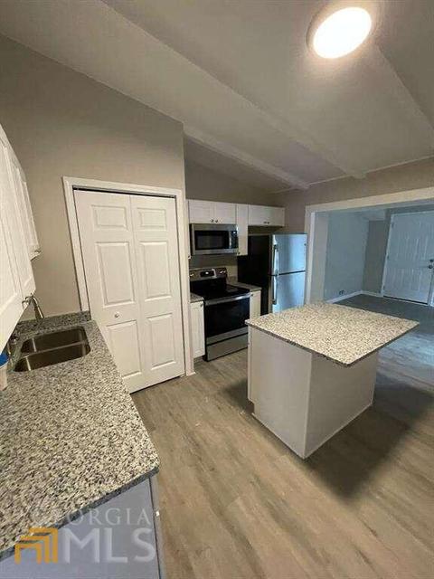 4458 Maple Dr, Acworth, GA 30101 photo 3