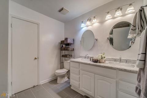 3070 Meadow Mere W, Chamblee, GA 30341 photo 22