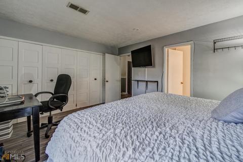 3070 Meadow Mere W, Chamblee, GA 30341 photo 21