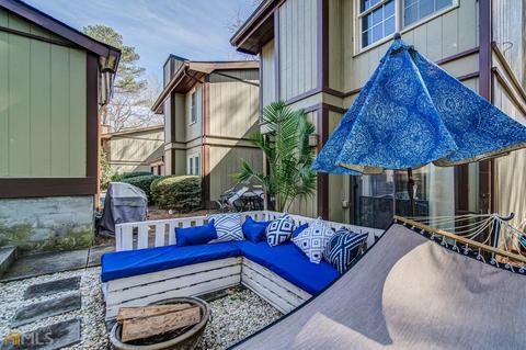 3070 Meadow Mere W, Chamblee, GA 30341 photo 3