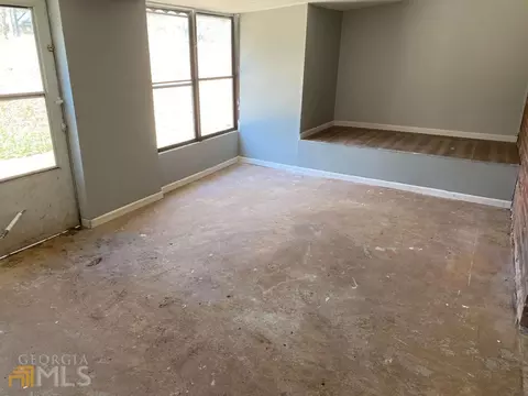 7041 Maddox Rd, Morrow, GA 30260 photo 10
