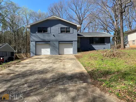 7041 Maddox Rd, Morrow, GA 30260 photo 1