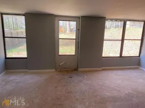 7041 Maddox Rd, Morrow, GA 30260 photo 11