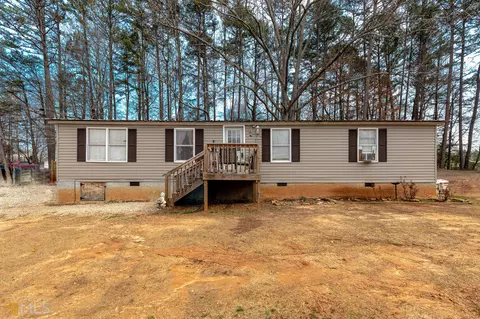 5656 Hemlock St, Lula, GA 30554 photo 1